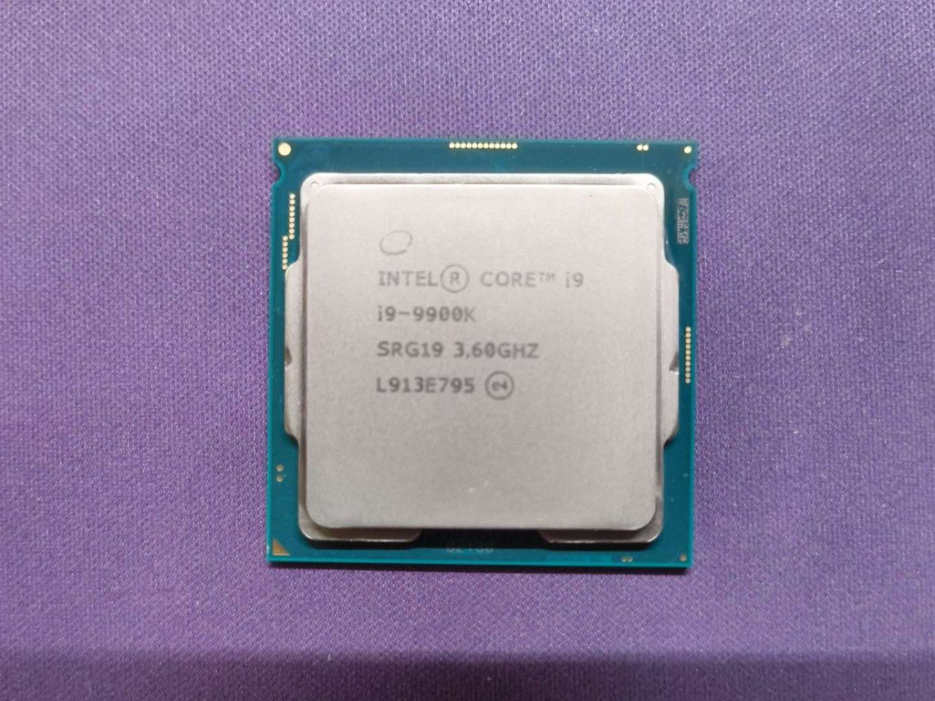 Intel Componenti elettronici: Processeur Intel Core i9-9900K – Usato da Savigny venduto da Seb_D