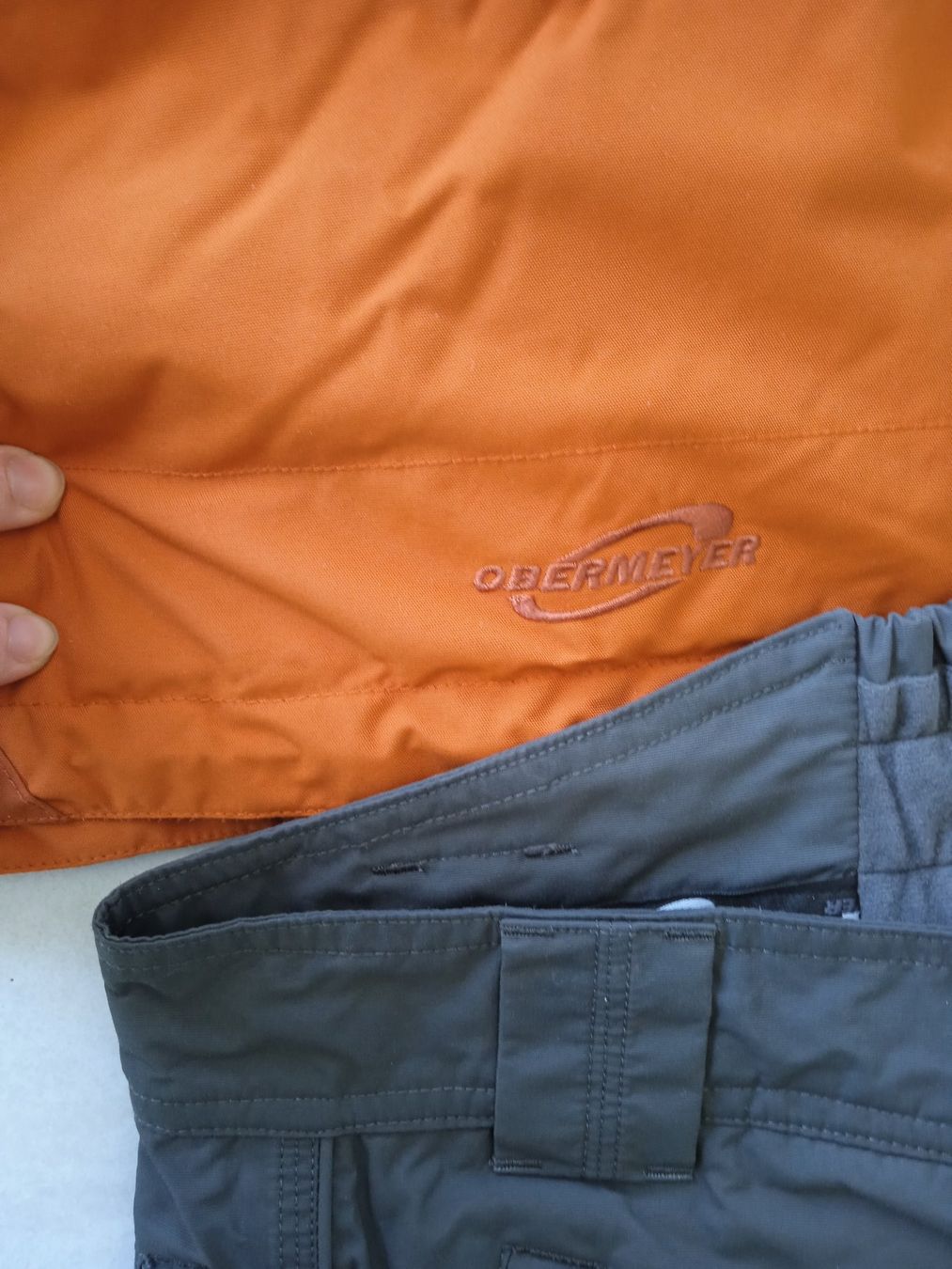 Completi: Skianzug 2-teilig orange/grau von Obermeyer – Usato da Rothrist venduto da MaSa82 2