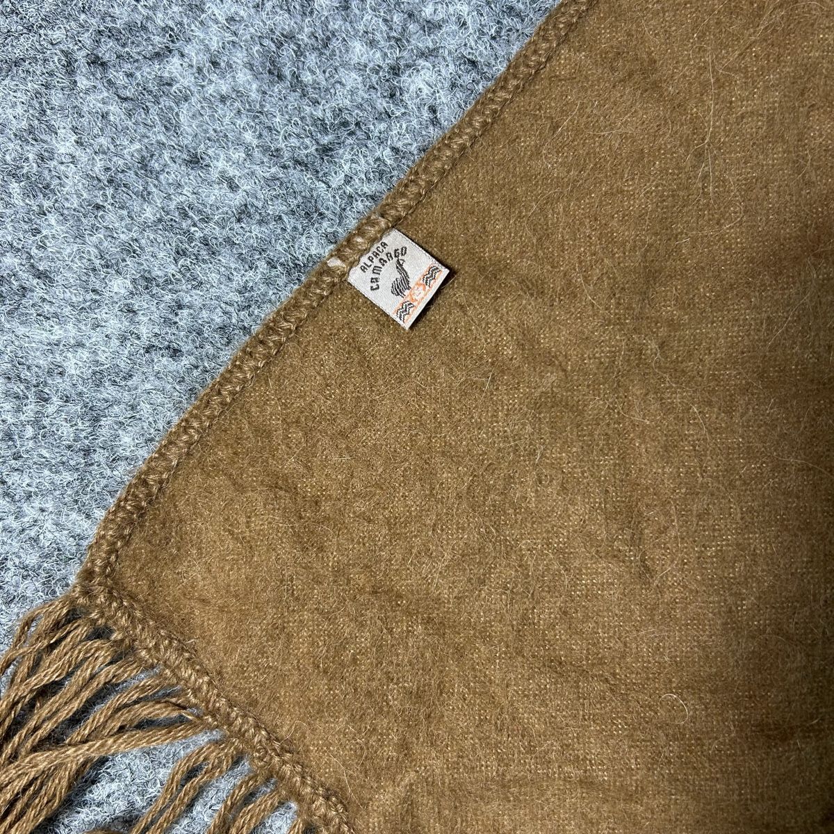 Foulard & Sciarpe: Alpaga scarf – Nuovo (secondo la descrizione) da La Sagne NE venduto da Matlasape 1