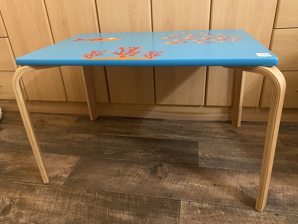 Tavoli: Kindertischli 77x51x45,5cm – Usato da Seewen SZ venduto da shaky01 1