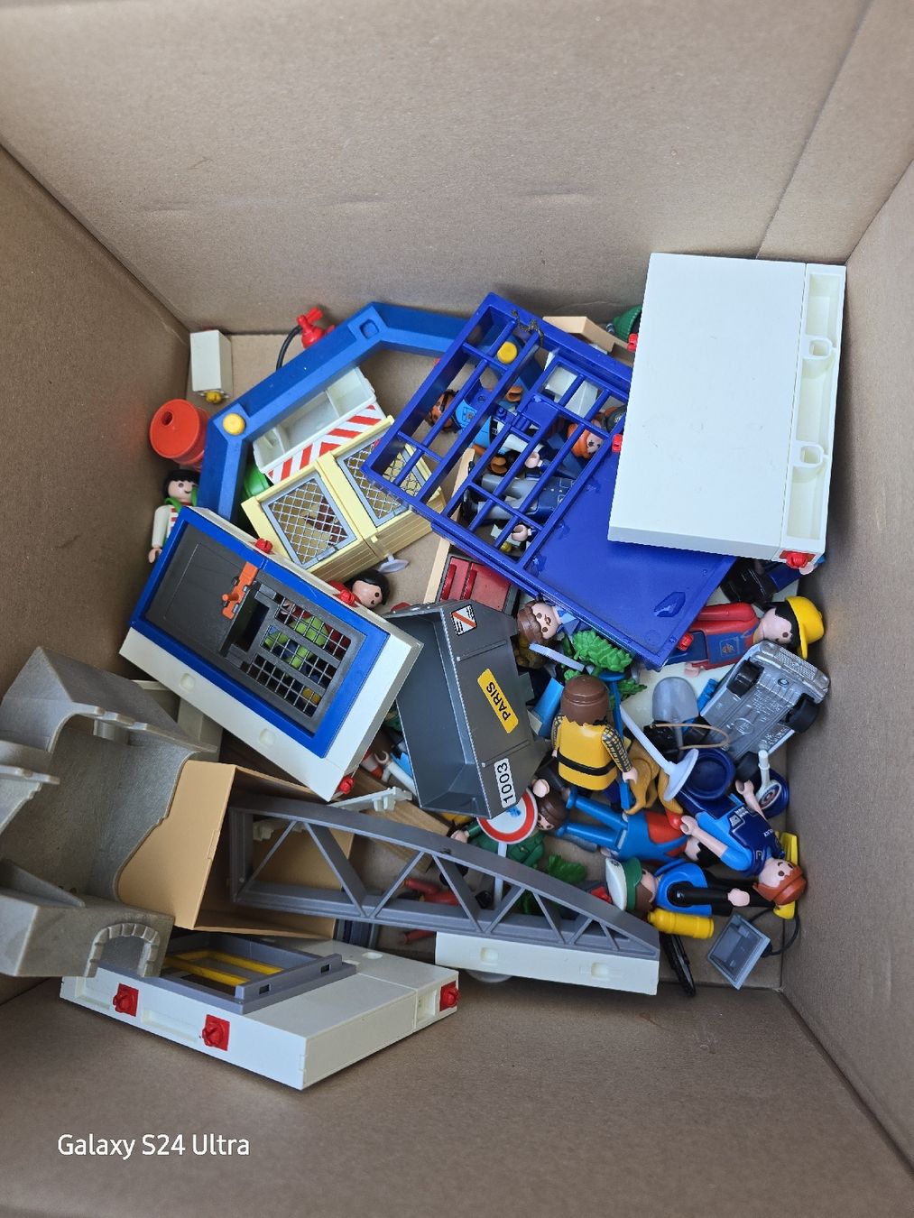 Playmobil Giocattoli: Polizeiststion – Usato da Frasnacht venduto da Hambiel 1