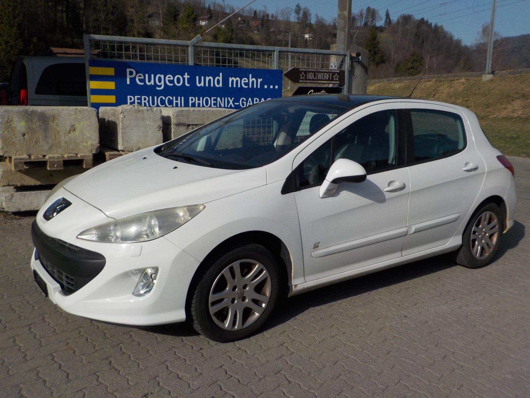 Peugeot Automobili: Peugeot 308 weiss – Usato da Saland venduto da pepesa08