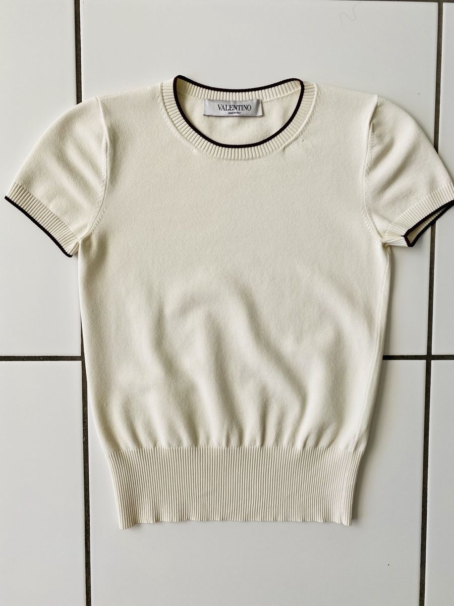 Valentino Top: Top Red Valentino  – Usato da Zürich venduto da agi_j875