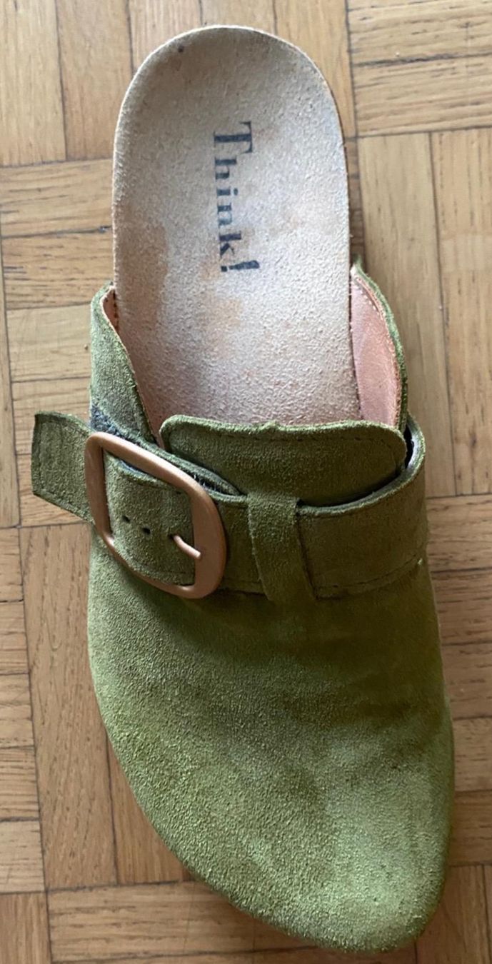 Think Scarpe da donna: Damen Clogs – Usato da Pfäffikon SZ venduto da Ttwister 3