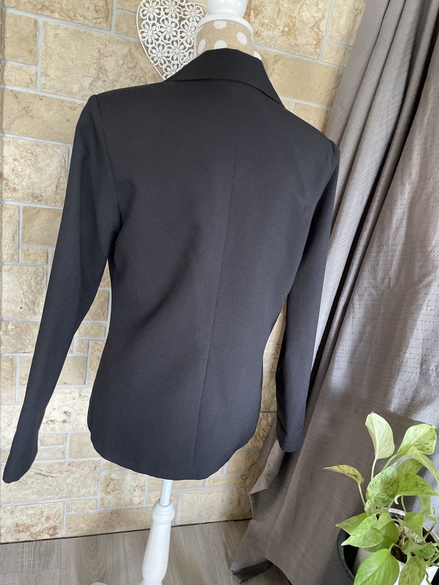 Giacche: Sergio Donna Blazer Schwarz Gr. 42 Elegant – Usato da Henggart venduto da Engelsi 1