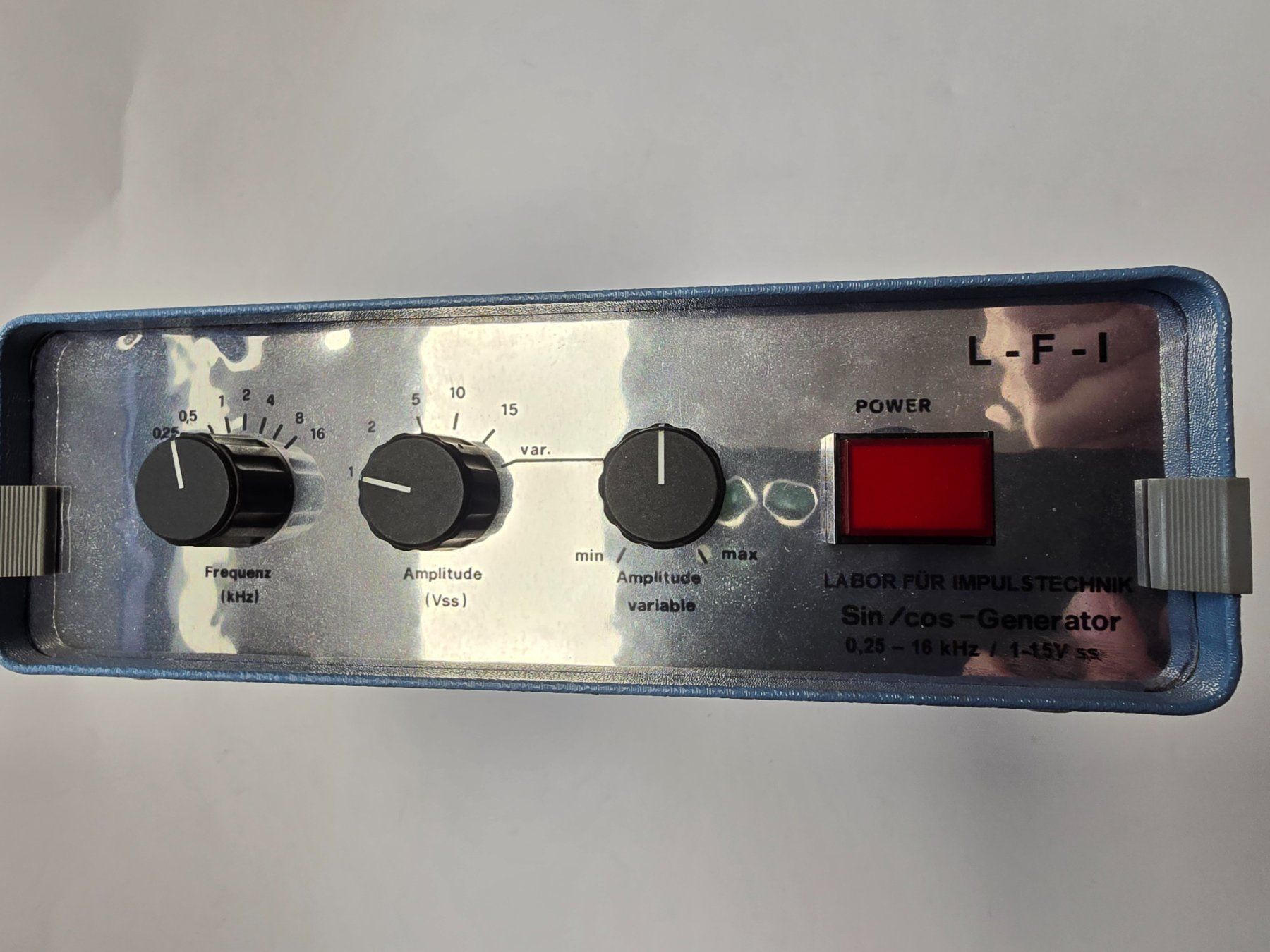 Misurare: Sin / Cos Generator Elektronik-Testgerät 1976 – Usato da Balgach venduto da Zwickau01 1