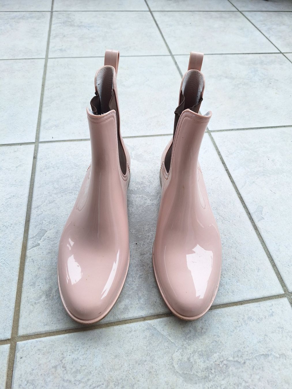 Scarpe da donna: Altrosa Gummistifeletten Gr. 41 – Usato da Münchwilen AG venduto da Gabry4333