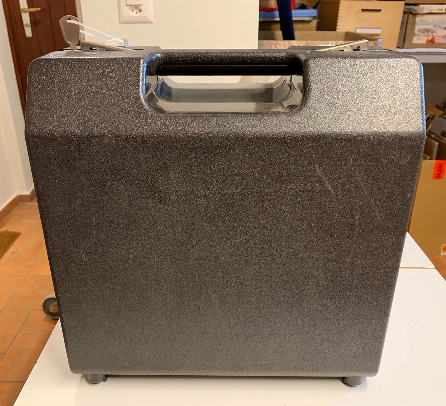 Leitz Valigie: Leitz Hängeregister Box Koffer – Usato da Lodrino venduto da mediwell 2
