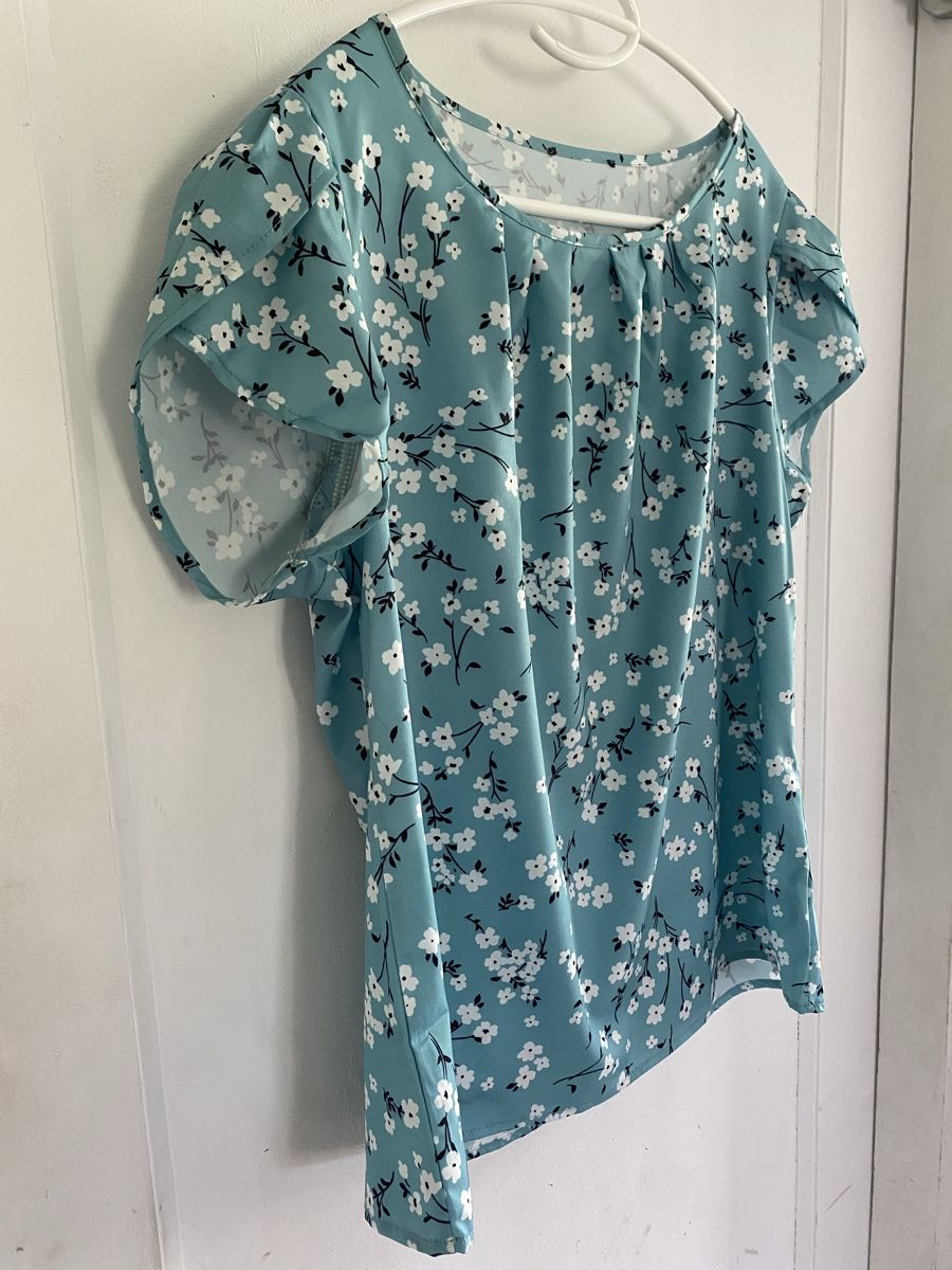 Blusen: Bluse gr. L – Neu (gemäss Beschreibung) aus Seewen SZ von shaky01 1