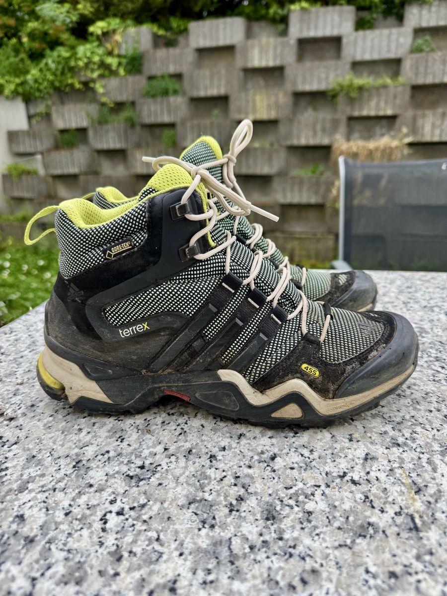 Adidas Scarpe da donna: Adidas Terrex Gore-Tex Hiking Boots – Usato da Bülach venduto da dan_7scp 5