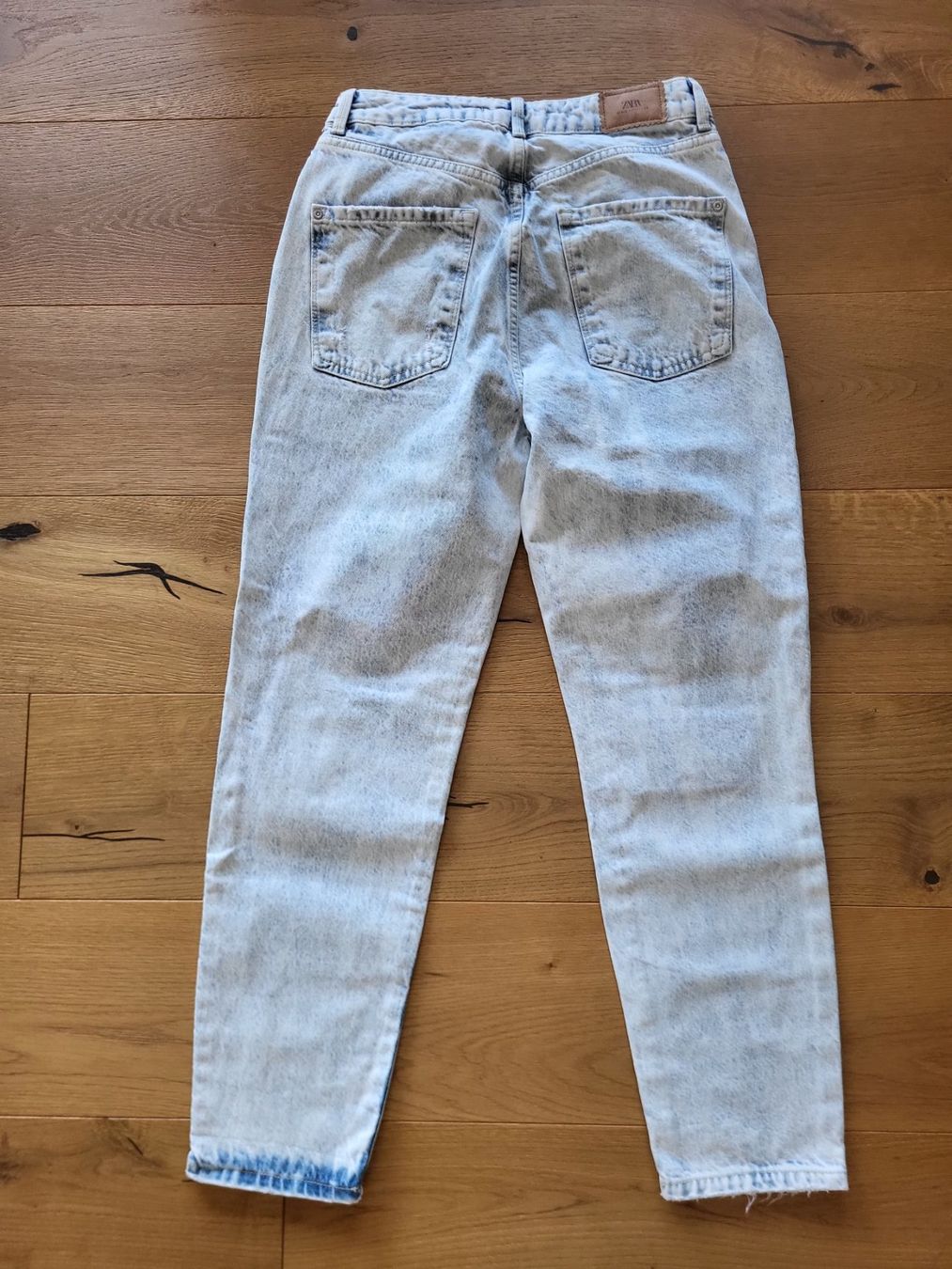 Zara Jeans: Jean Zara délavé, taille 38 – Usato da Courroux venduto da Belleange 1