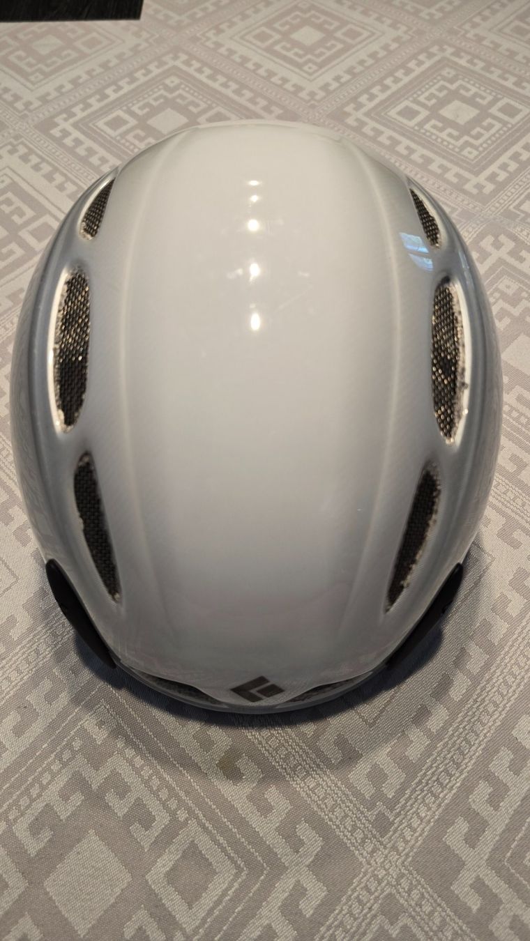 Black Diamond Caschi: Kletterhelm – Usato da Lommiswil venduto da Pehabi
