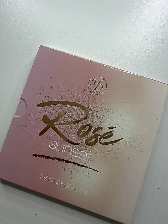 Make-up: Highlighter Palette – Neu und originalverpackt aus Ruswil von liisaa.kr 1