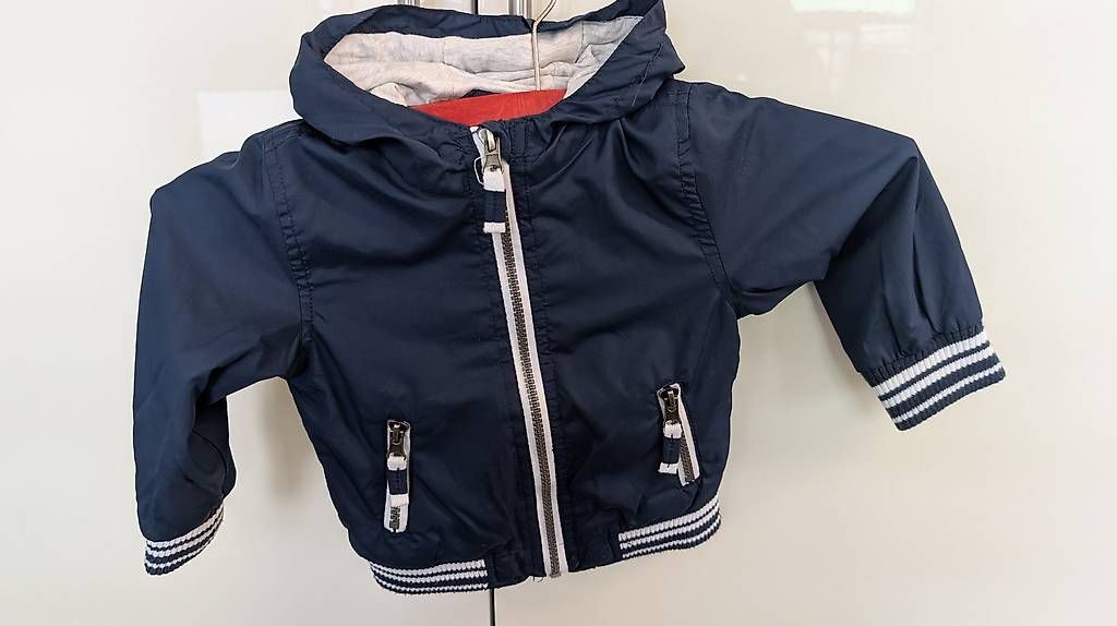 Vestes & Manteaux: Frühlingsjacke Grösse 74/80 – D'occasion à Zürich par albalm