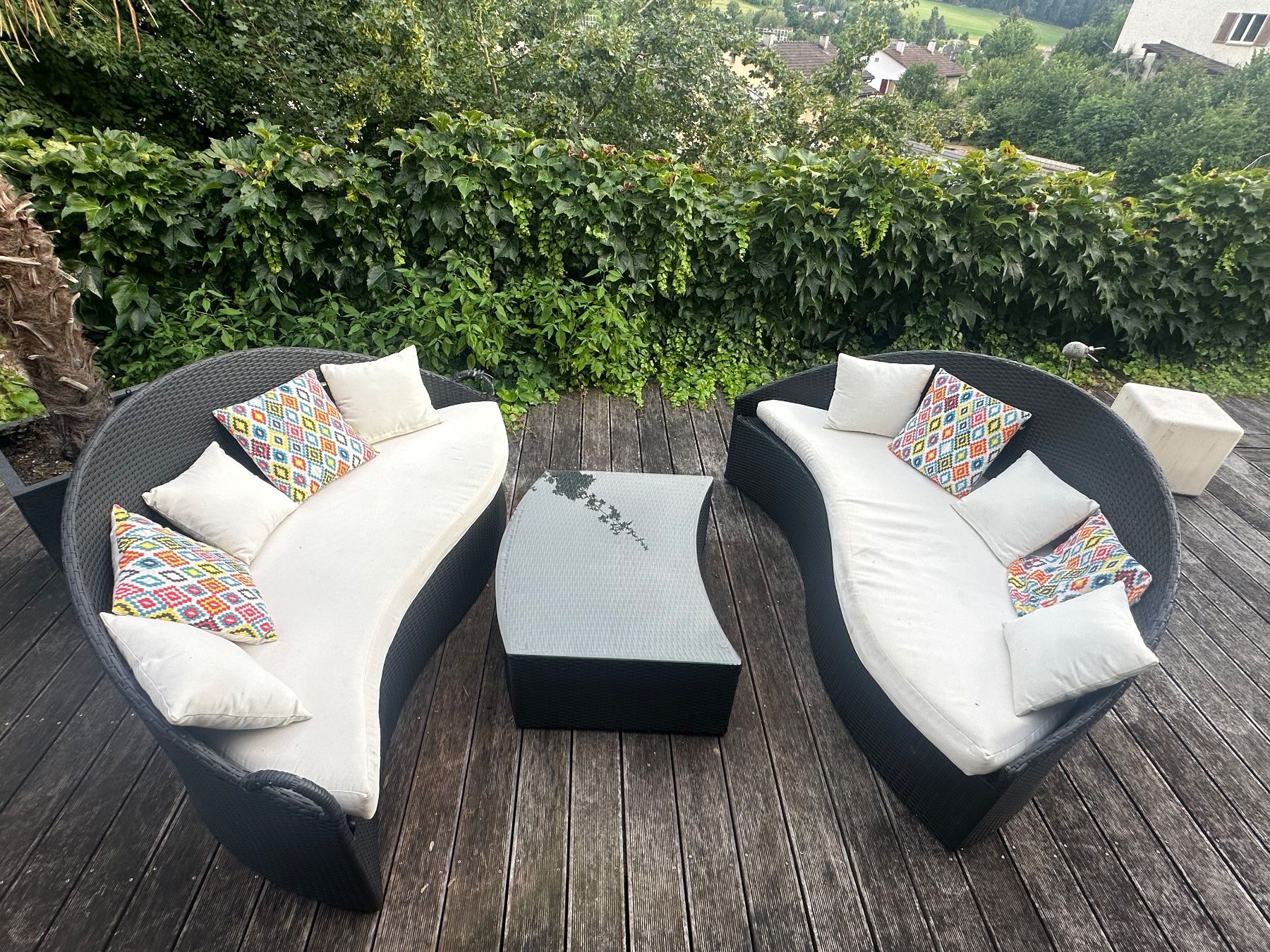 Tischset: Gartenlounge Set mit Tisch Kunstfaser schwarz Polyrattan – Gebraucht aus Elsau von ele_fmb7