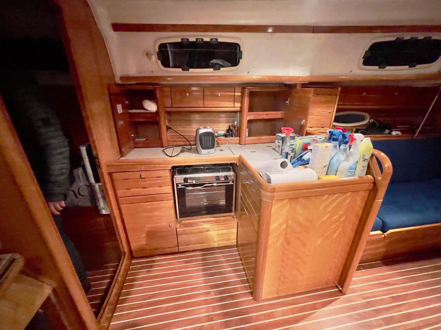 Bavaria Barche: Bavaria 37-2 Cruiser – Usato da Zürich venduto da 9040 5