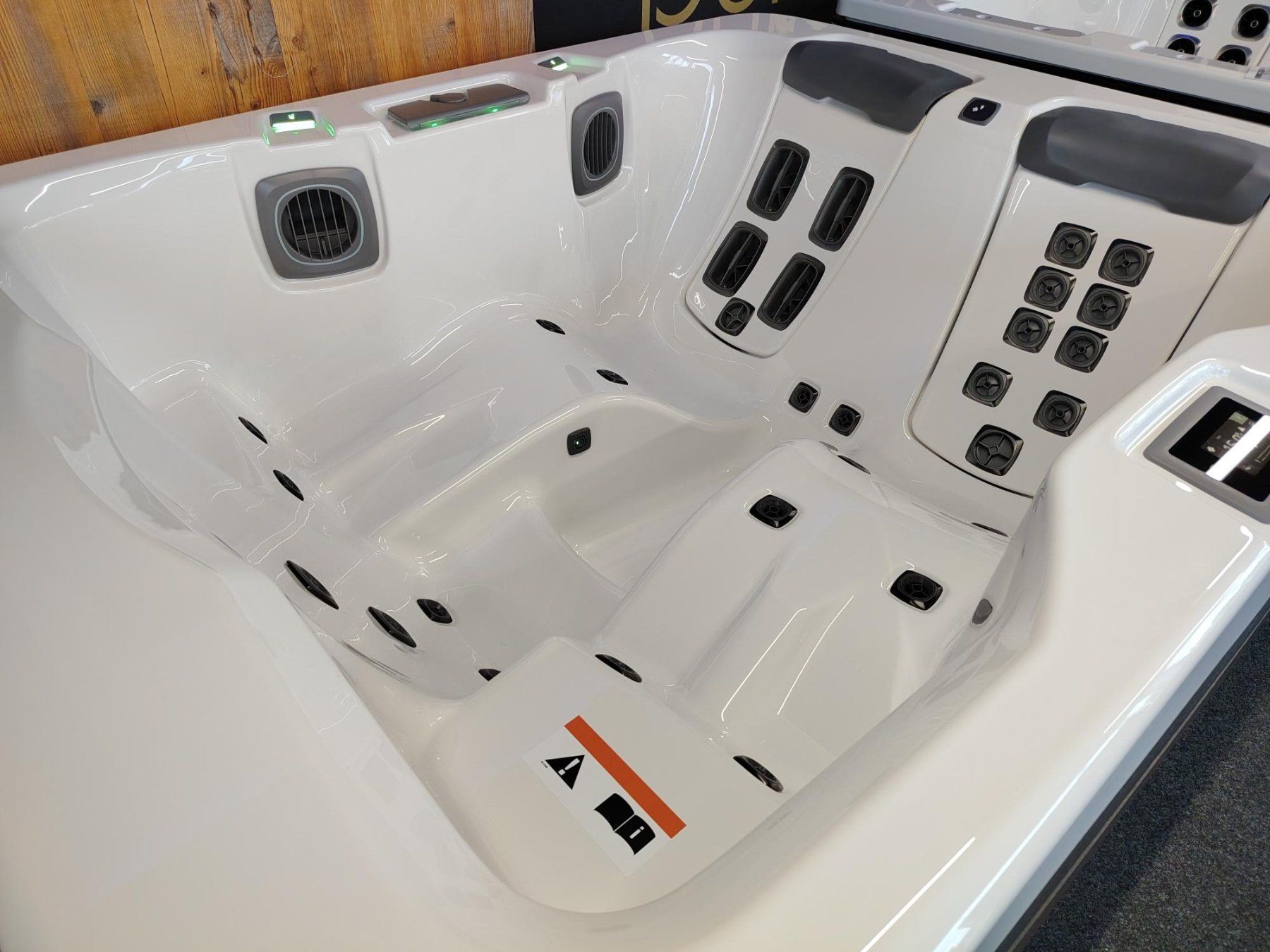 Whirlpool: Whirlpool Bullfrog A5D NEW – Nuovo (secondo la descrizione) da Oberkirch LU venduto da haustechnikbazar 1