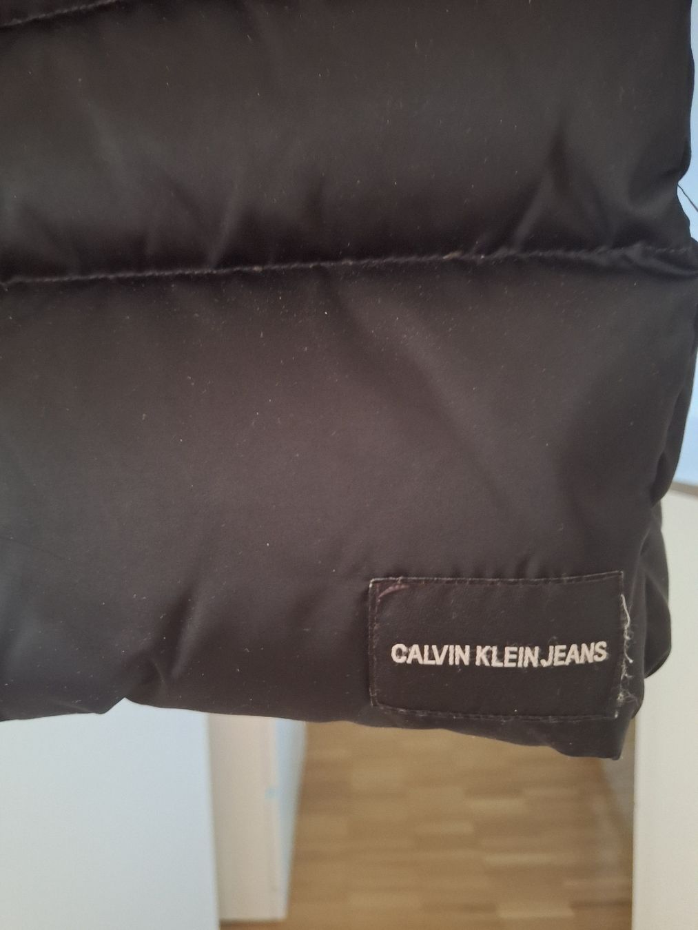 Calvin Klein Cappotti: Calvin Klein Daunenmantel – Usato da Mumpf venduto da SwissDi 1