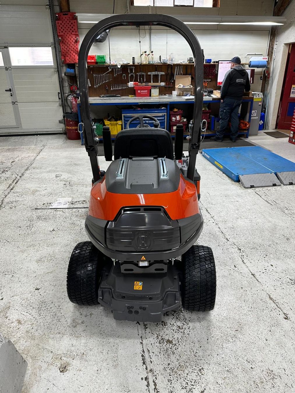 Husqvarna Tagliaerba: Husqvarna Rasentraktor P524X – Usato da Richterswil venduto da Silvad84 5