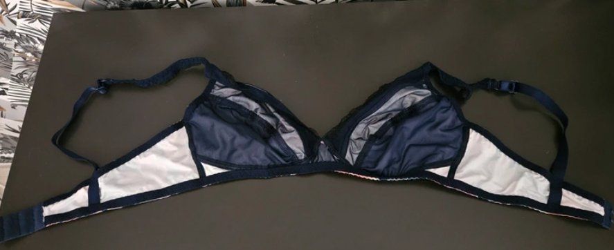 Lise Charmel Altra biancheria intima: Soutien-Gorge - Antigel / Lise Charmel – Nuovo (secondo la descrizione) da Bussigny venduto da Zabeth1030 2