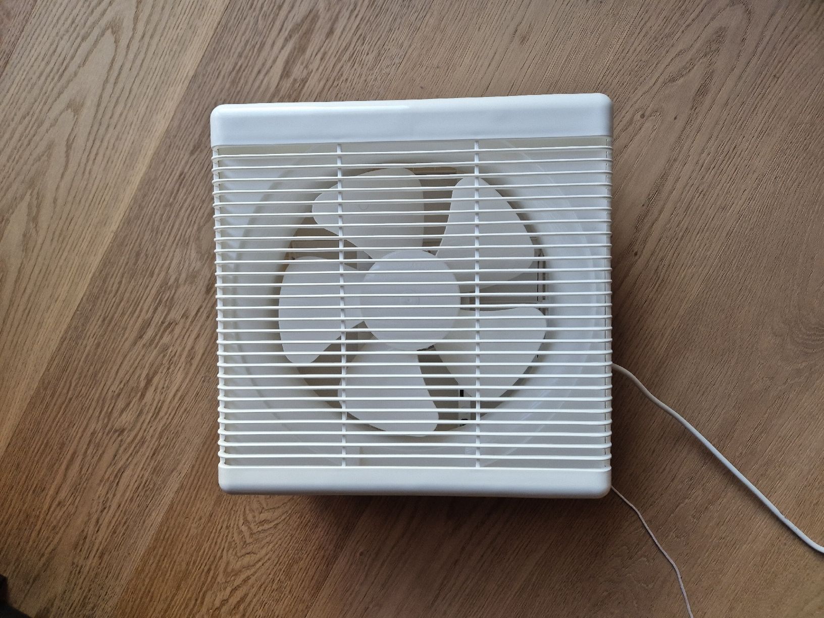 Ventilatoren: Abluftventilator – Gebraucht aus Kloten von kevin340