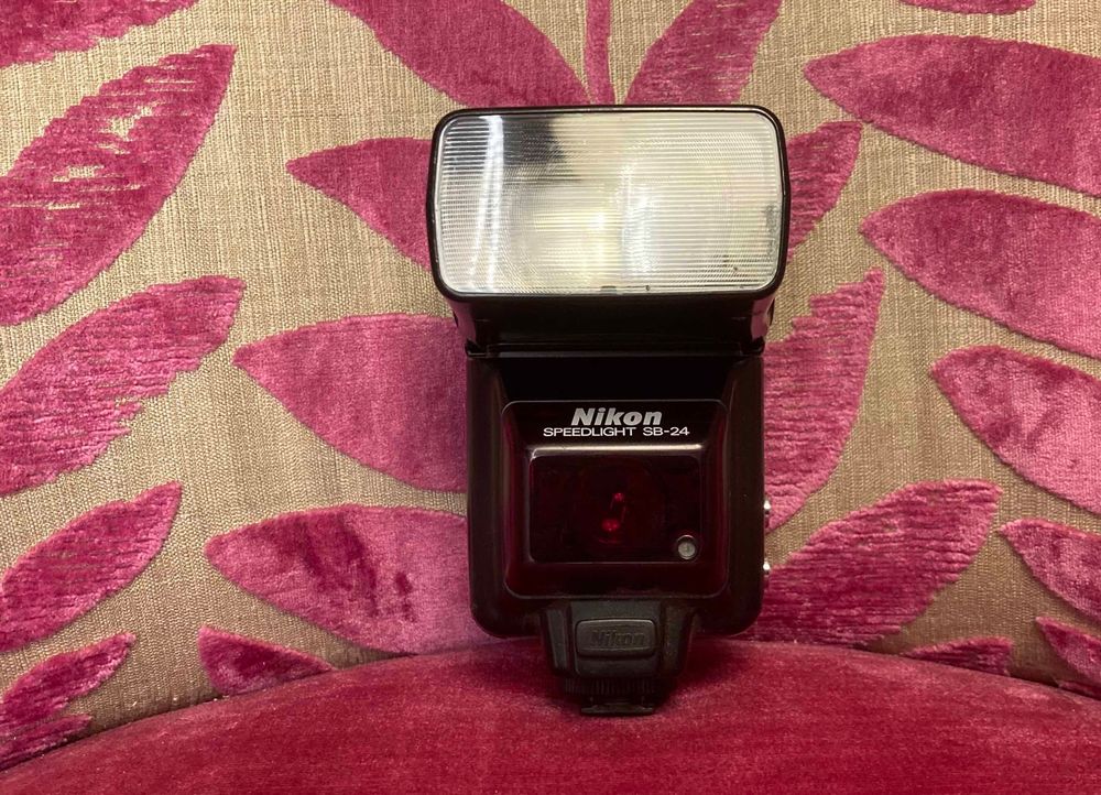 Nikon SB24 Blitzgerät Kaufen auf Ricardo