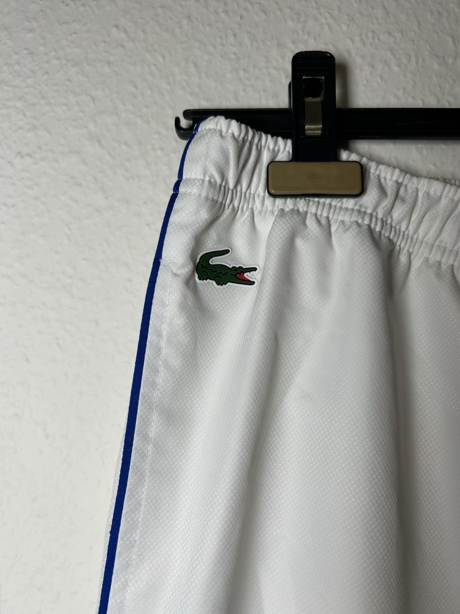 Lacoste Pantaloni: Lacoste Trackpants weiss Grösse XS – Usato da Bern venduto da sor_5lyt 1
