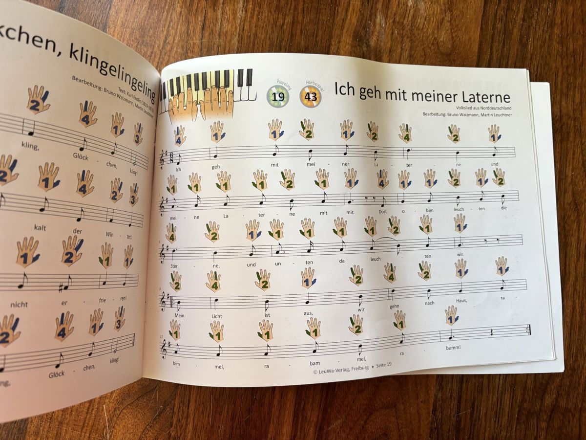 Libri: Klavier Notenheft Weihnachten mit CD – Usato da Zürich venduto da Sonnenschein12 6