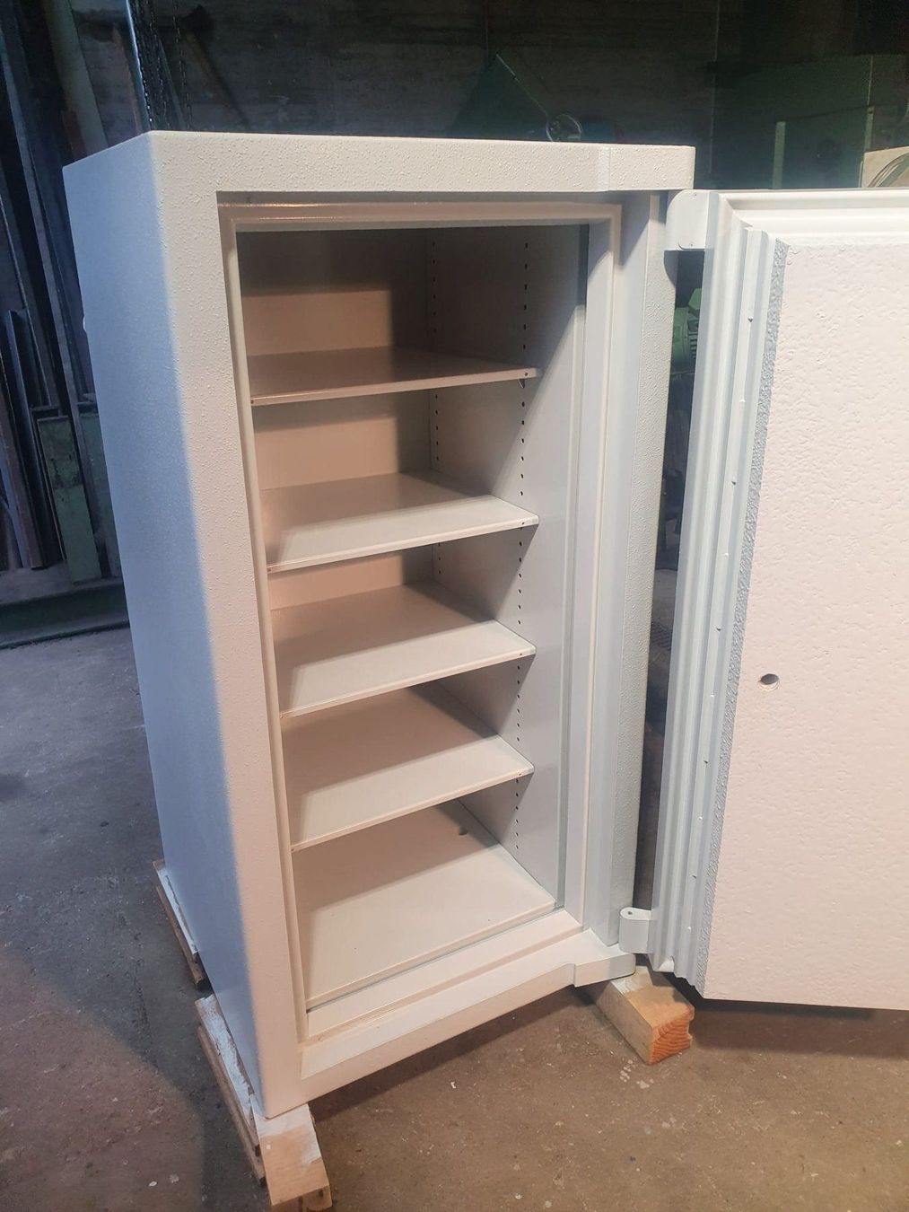 Casseforti: Wertschutzschrank – Usato da Reichenburg venduto da chlueteri1 5