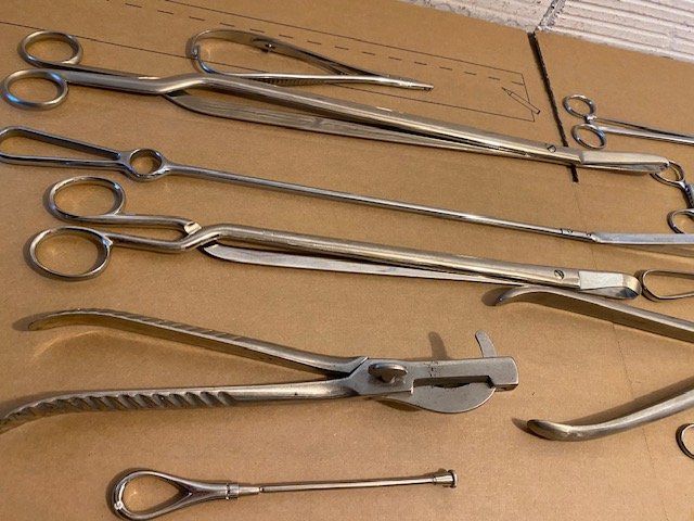 Swiss Tutti gli attrezzi: LOT TIERARZT  INSTRUMENTE – Usato da Chur venduto da silbermon 4