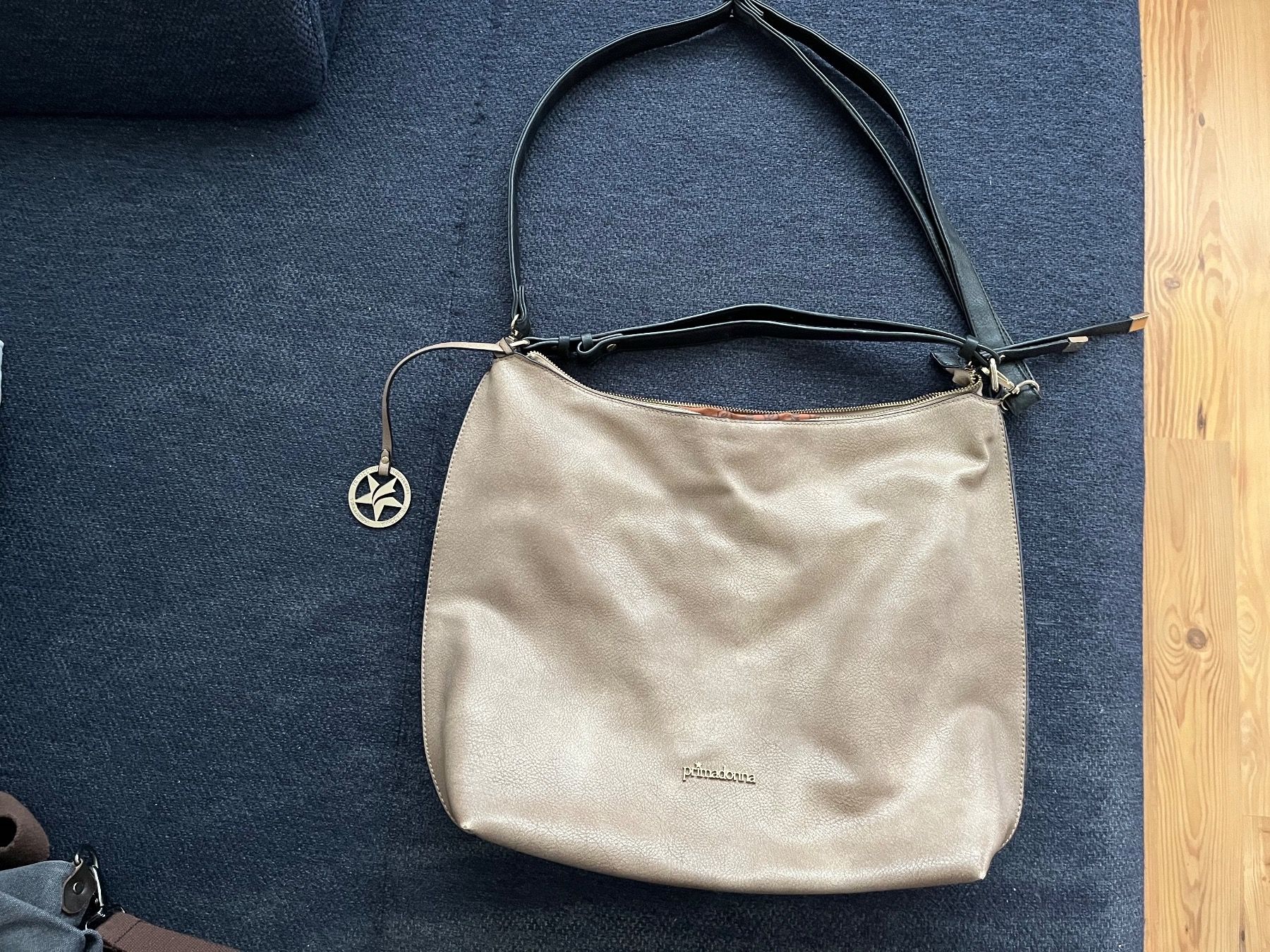 Borse da donna: Damen Handtasche beige / schwarz – Usato da Jona venduto da Flexer02