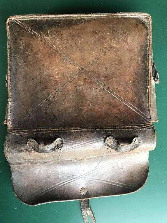 Alte Militärtasche Leder 2