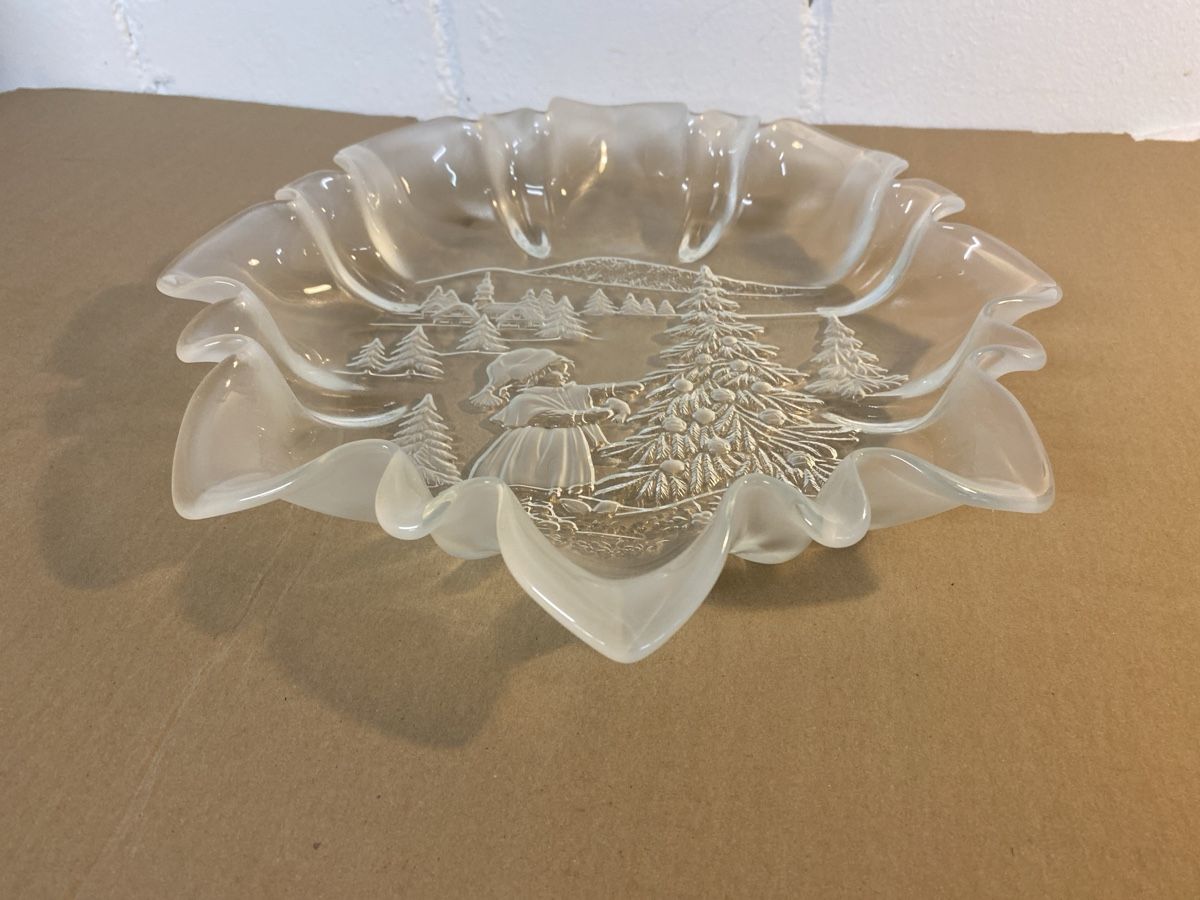 Ciotole: Weihnachtliche Glasschale – Usato da sursee venduto da trilli-tralli