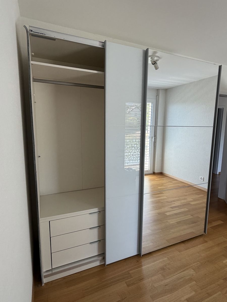 Schränke: Schwebetürenschrank Spiegel – Gebraucht aus La Tour-de-Peilz von HOTMI00 1
