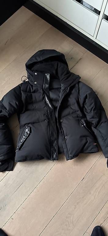 Giacche: Schwarze Capranea Daunenjacke  Grösse 36 – Usato da Baar venduto da Fam_Baur