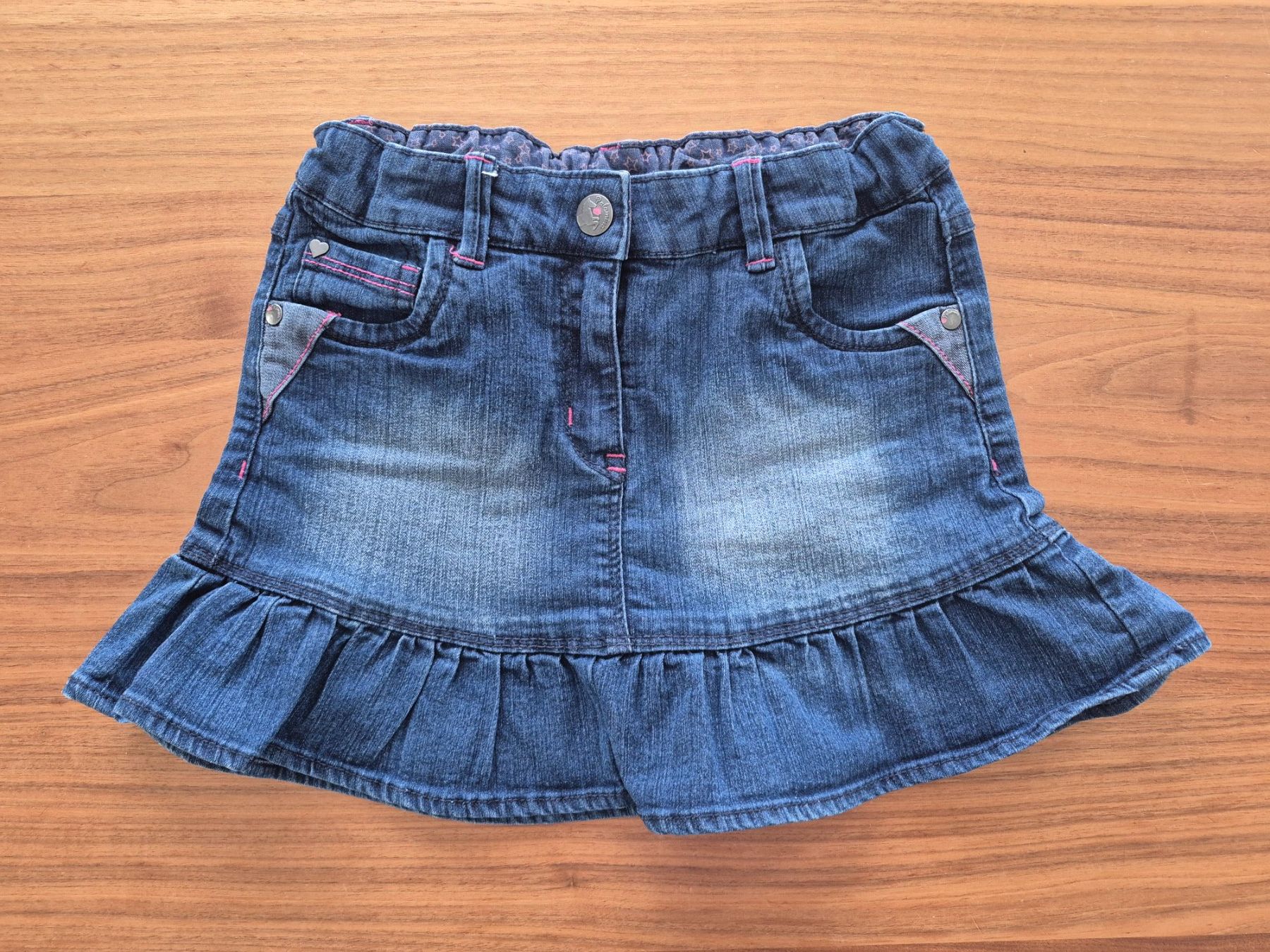 C&A Vestiti & Gonne: Jeansröckli Gr. 128 – Usato da Lengnau AG venduto da Mefari