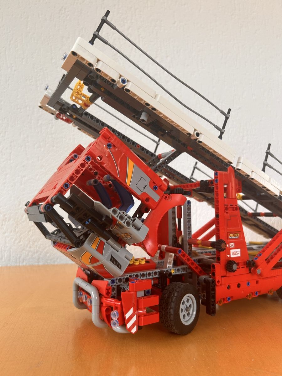 Lego Giocattoli: Lego Technik Autotransporter – Usato da Neerach venduto da Sandrandi 4
