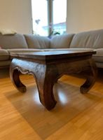 Couchtisch aus Massivholz