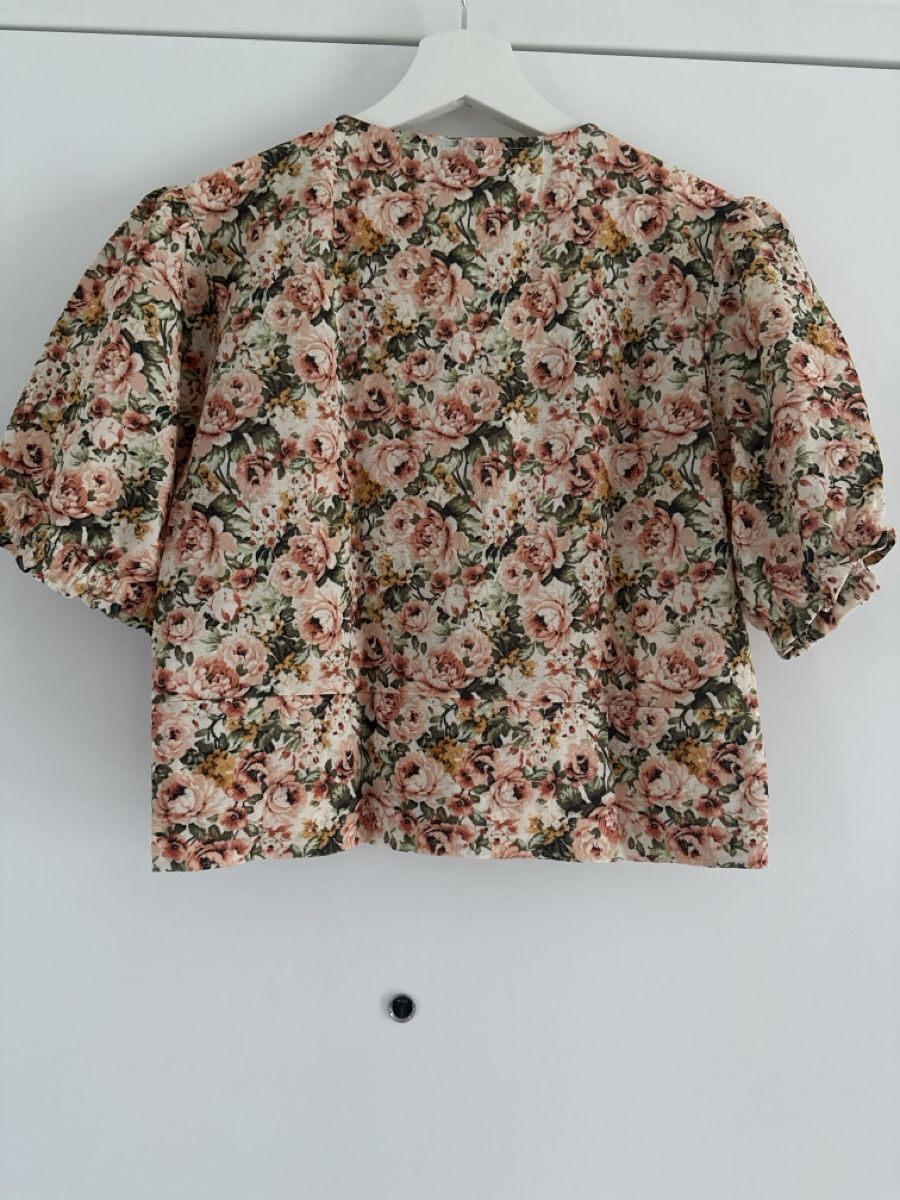 Zalando T-shirt: Tshirt Bluse Flowerprint – Nuovo (secondo la descrizione) da Kriens venduto da g_b_mk7j 6