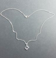 Kleines Halskettchen - Weissgold - mit kleinem Diamanten