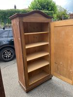 Antiker Bauernschrank massiv für Restauration