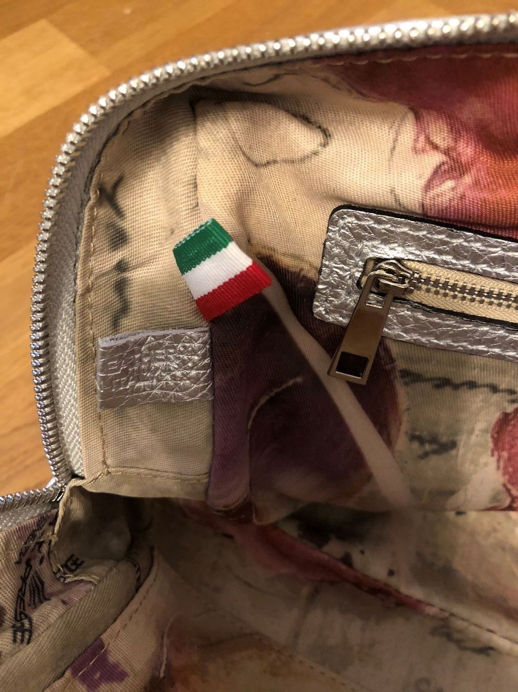 Borse da donna: Echtleder Tasche, Klatsch/ Silver – Nuovo (secondo la descrizione) da Uznach venduto da bmw-girl 8