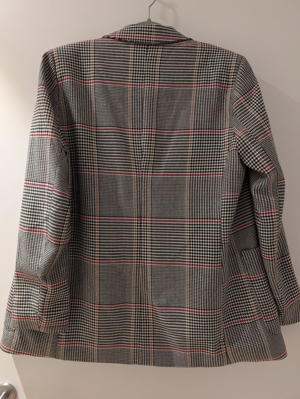 Completi & Tailleur: ONLY karierter Blazer Gr. 38 – Usato da Schönenwerd venduto da sal_75dx 1