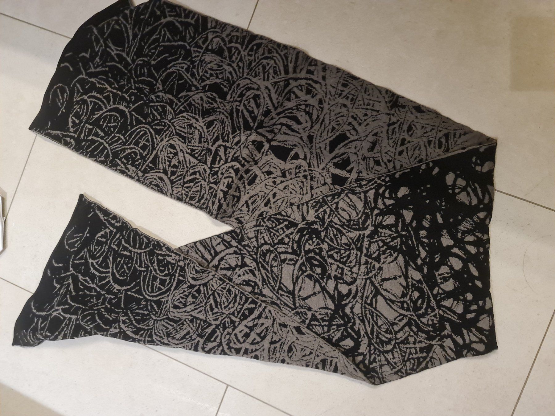Foulard & Sciarpe: Mia Mai Schal – Nuovo (secondo la descrizione) da Berg TG venduto da lisboa.sky