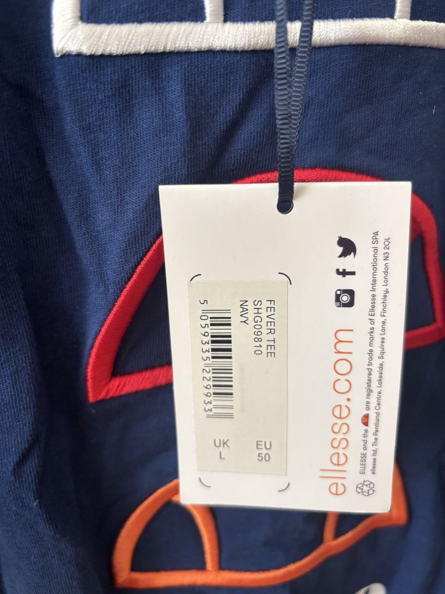 Ellesse T-shirt: Ellesse T-shirt – Usato da Zürich venduto da Niklaus97 2