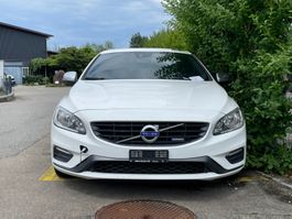 Volvo S60 T3 Momentum R Design KM 131 260 JG 2014 Defekt
