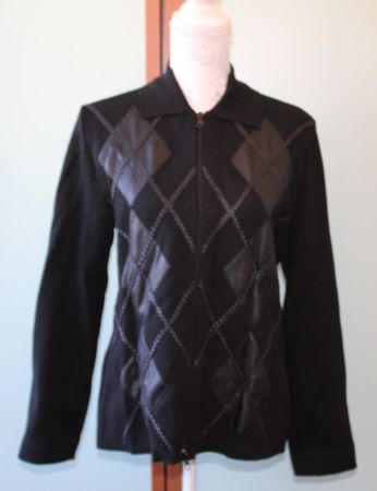 Strickjacke von *CHASSAGNARD*