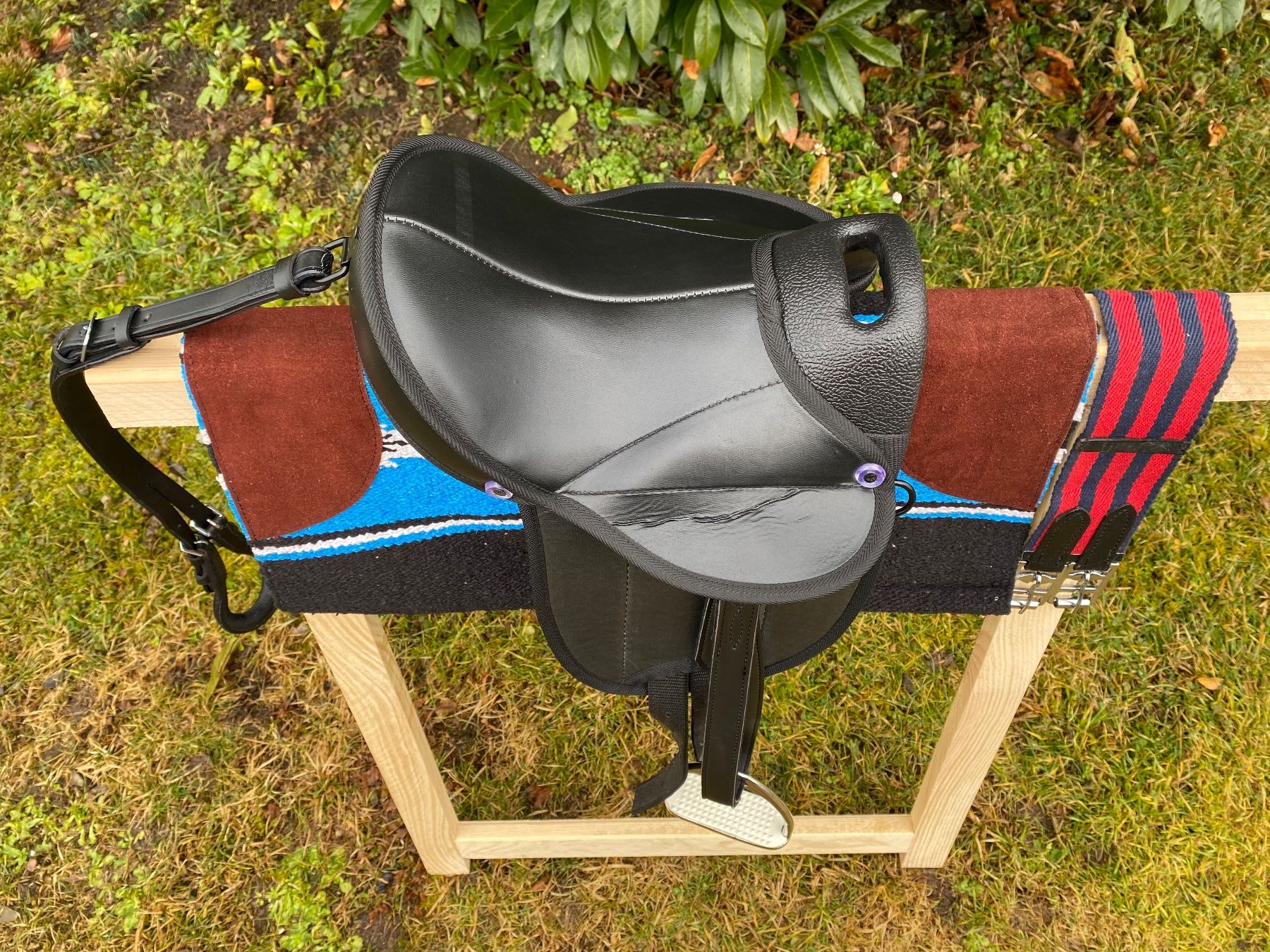 Selle & Accessori: schönes schwarzes Ponysätteli – Usato da Feldbach venduto da Fea1 5