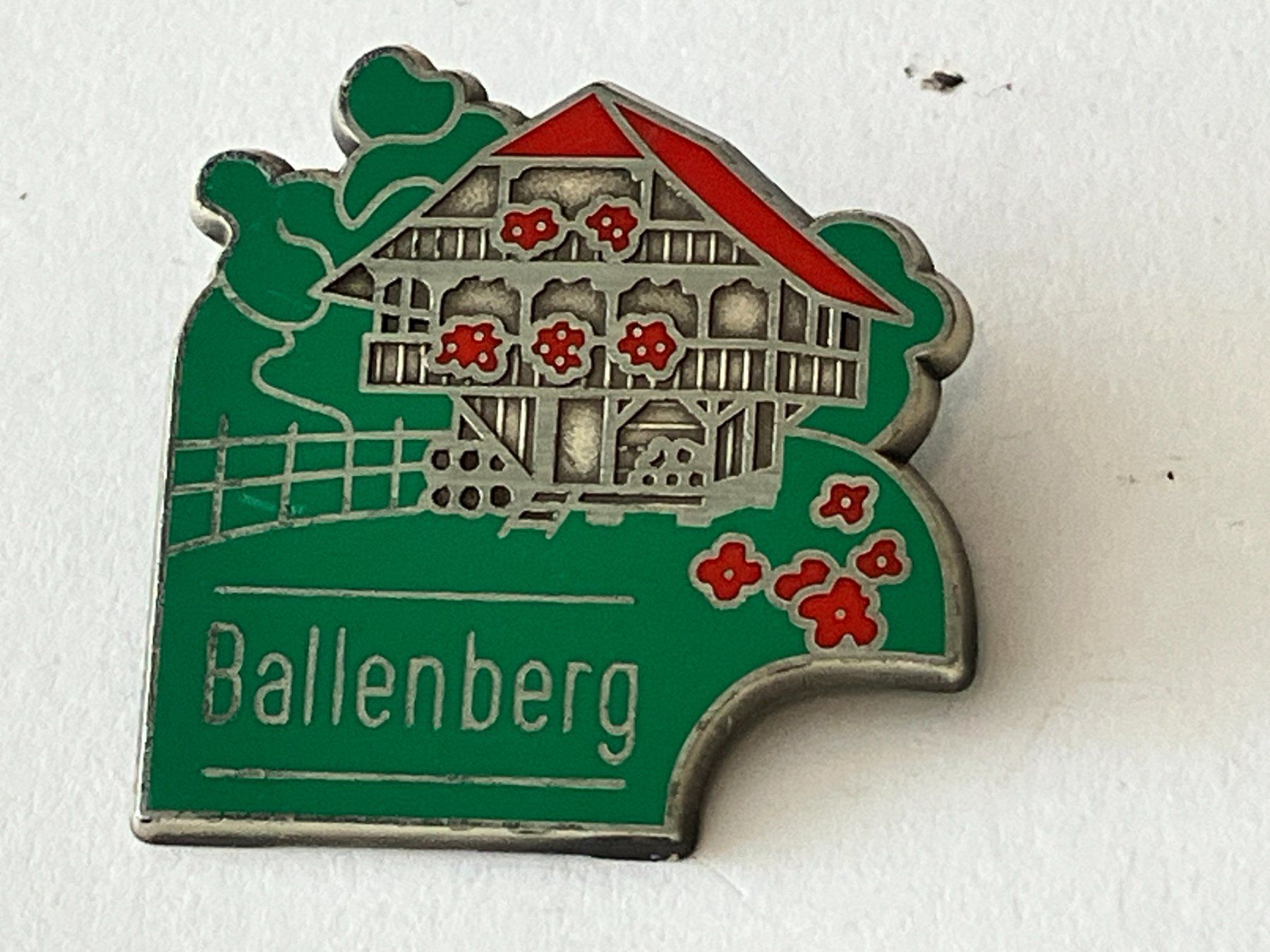 Placchette & Badge: 1 Pin Ballenberg – Usato da Basel venduto da djwwpp