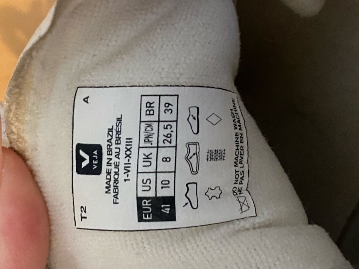 Veja Scarpe da donna: ! Veja White & Gold Sneakers – Usato da Zürich venduto da jus_d9kb 2